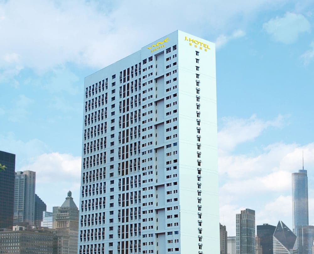 J hotel