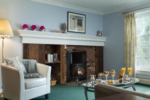 Chesterfield Inn