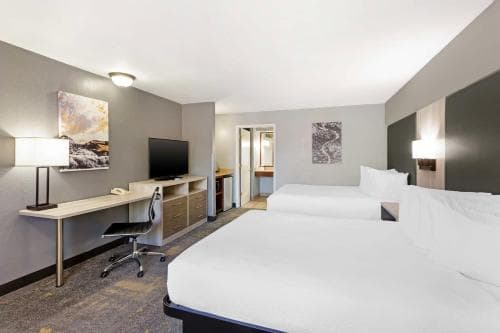 Best Western Plus Weston Inn