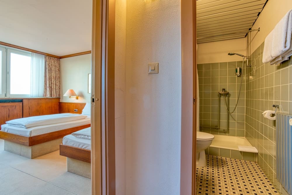 FF&E Hotel Dania
