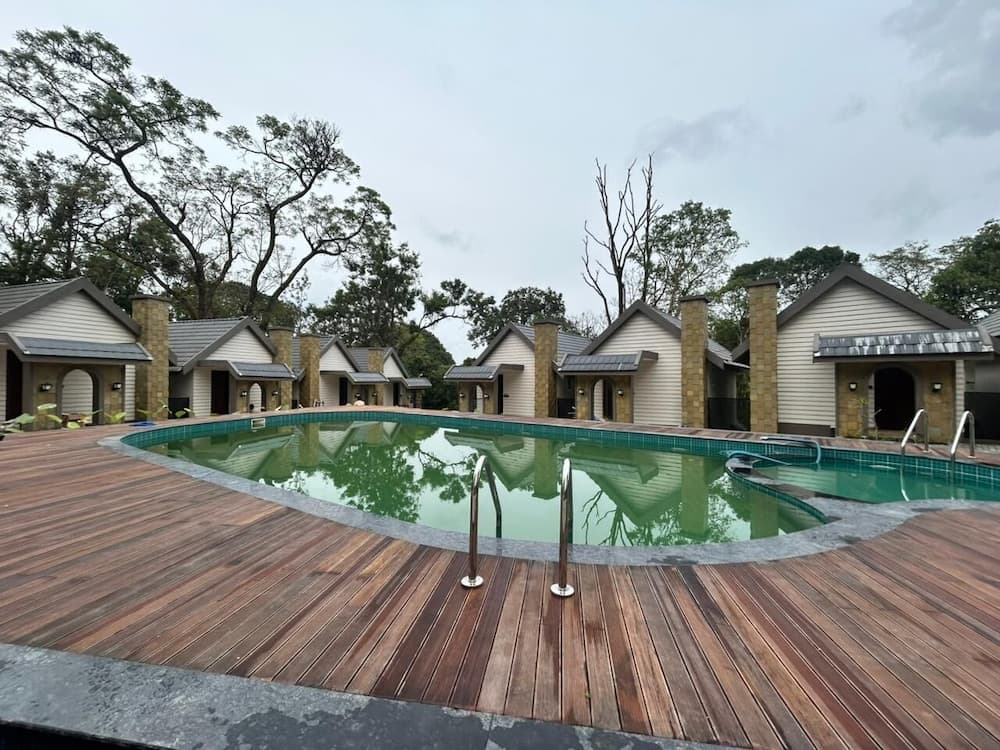 CherryLoft Luxury Resort