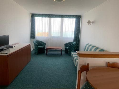 Riviera Park Hotel