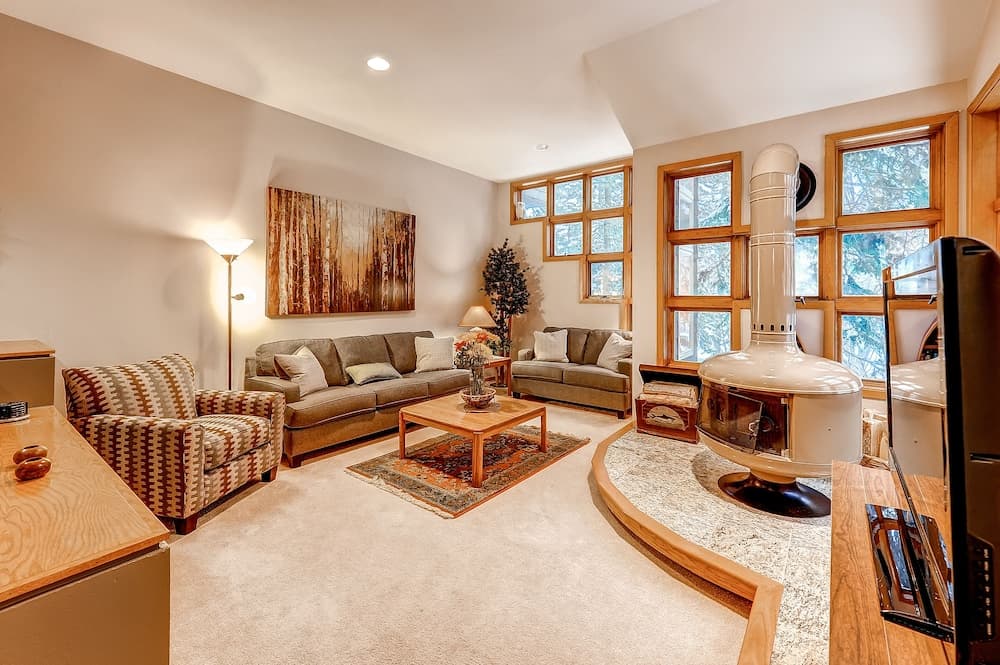 River Glen Condo 105A