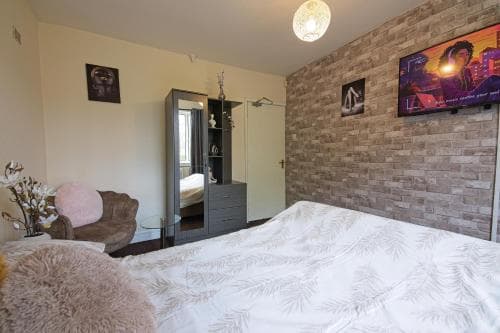 Stylish Five star rated apartment