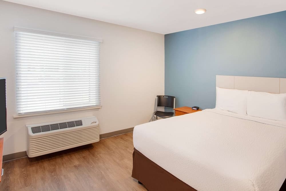 WoodSpring Suites Pharr