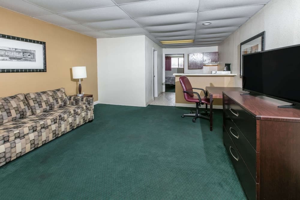 Knights Inn Longview