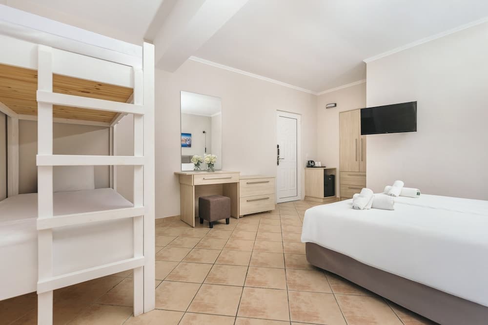 Tsilivi Beach Hotel