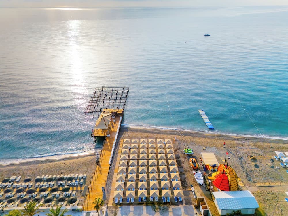 Rios Beach Hotel