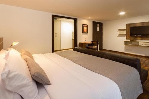 Blas Hotels & Suites