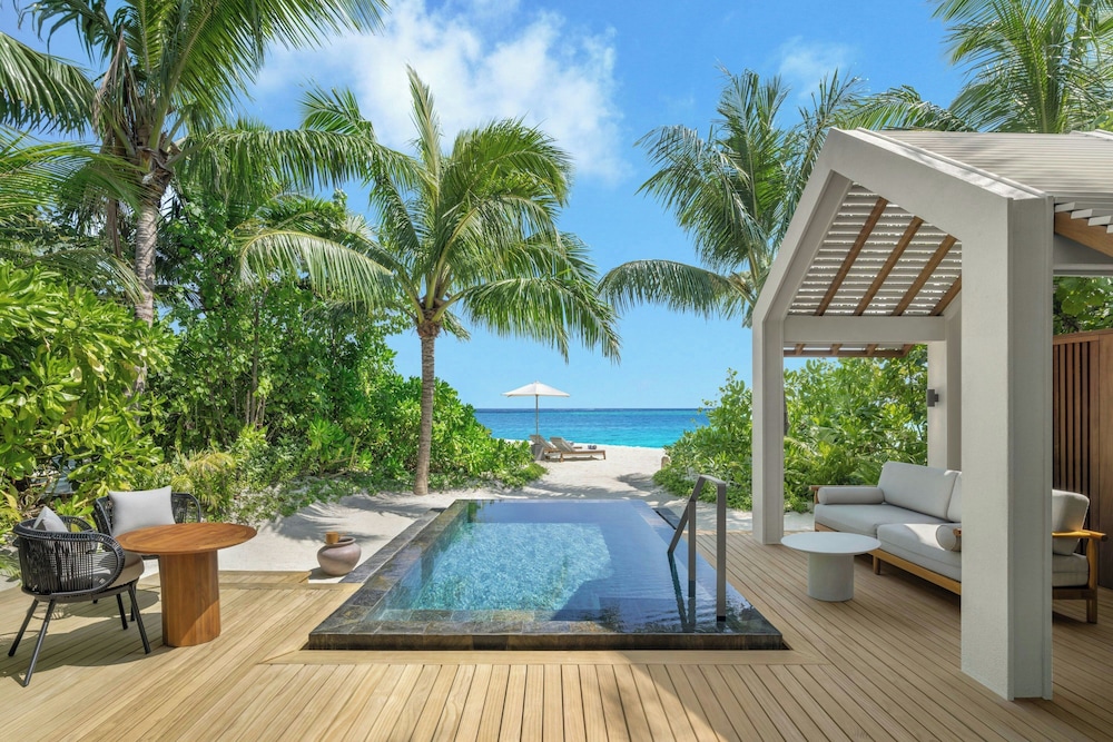 JW Marriott Maldives Kaafu Atoll Island Resort