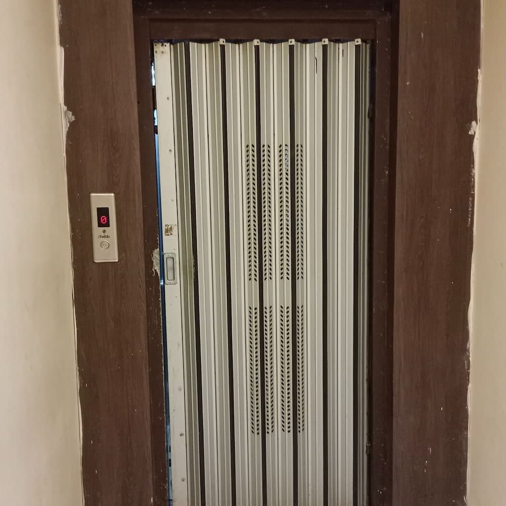 Hotel Radhika