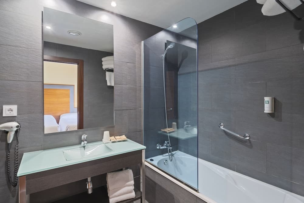 F&G Logroño Hotel