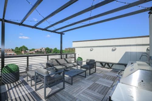 New Construction Loft Style Spacious Lux Apt 204