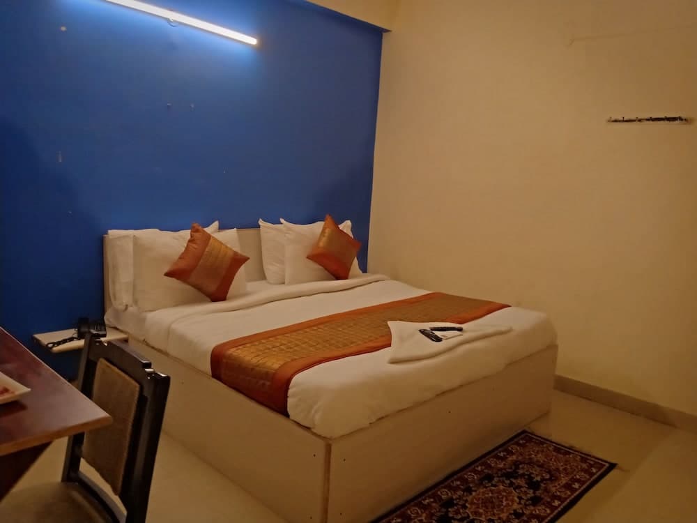 Hotel Mohan Noida