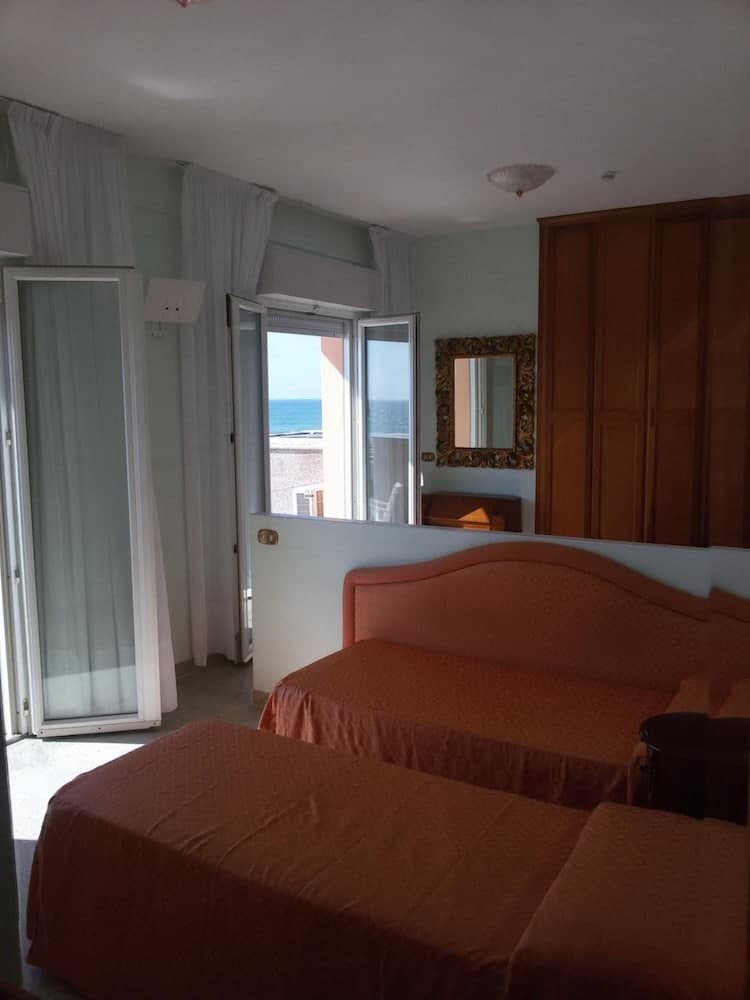 Hotel Mayflower
