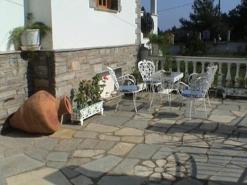 Pantheon Studios Apartments