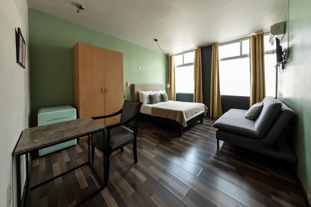 Lusitania Suites