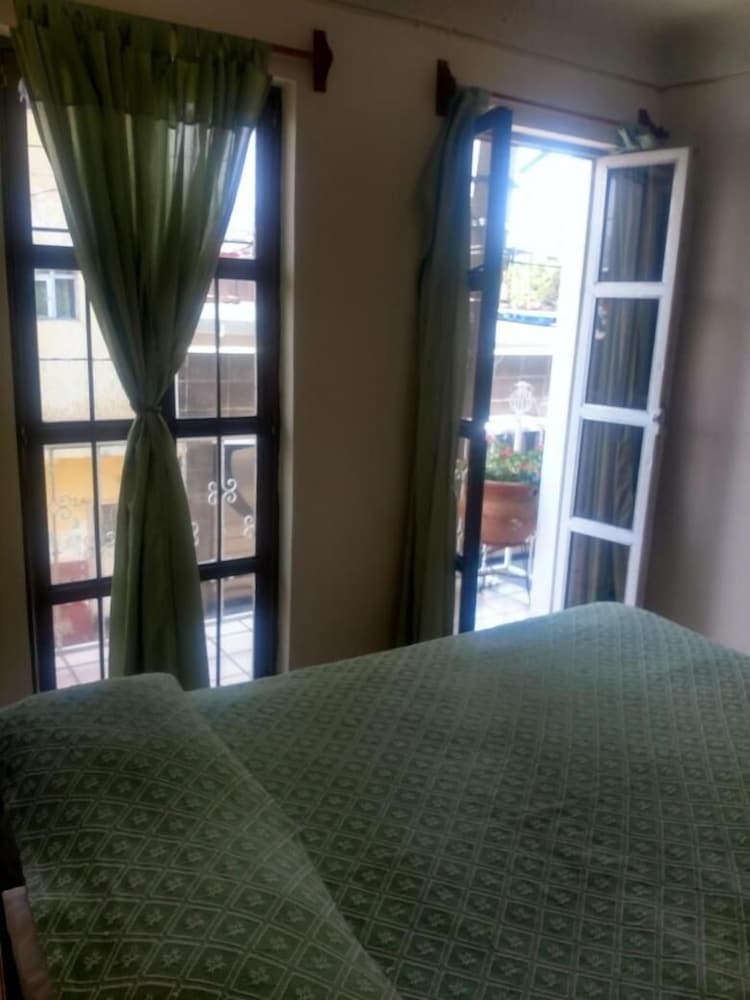 Hotel Monarca