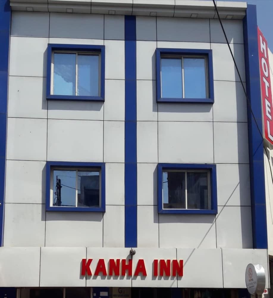Goroomgo Kanha Inn Lucknow