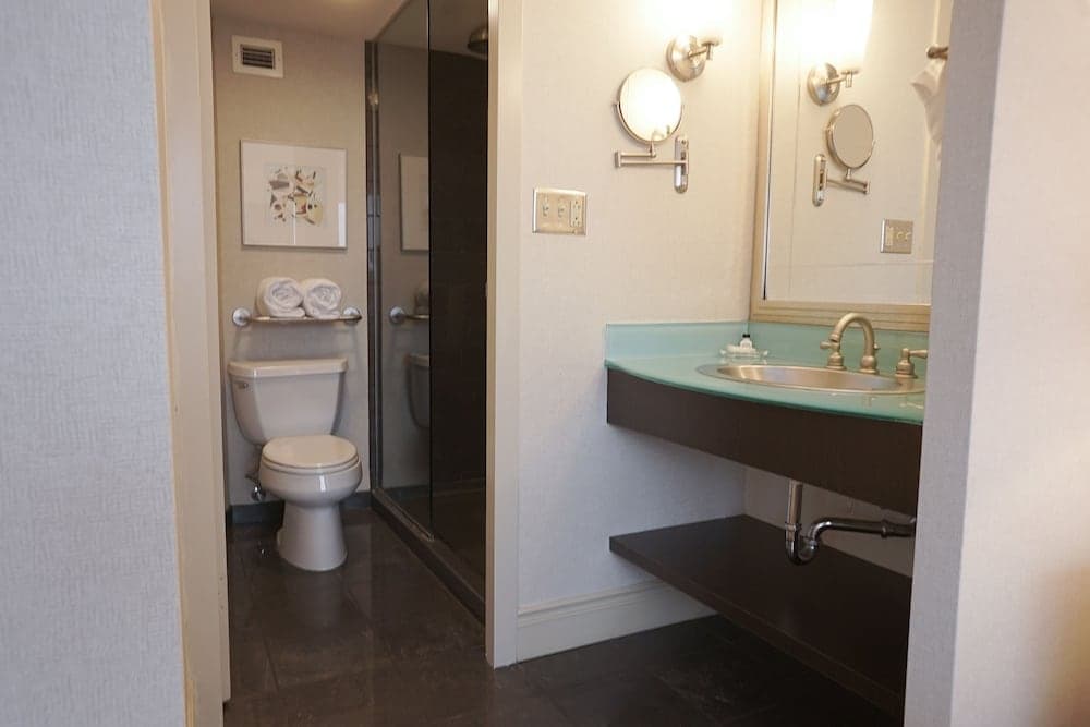 Crowne Plaza Syracuse