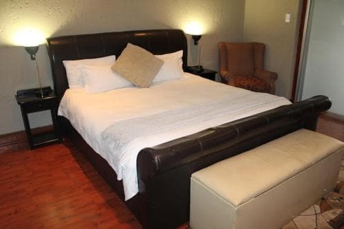 Flamboyant Guest Lodge