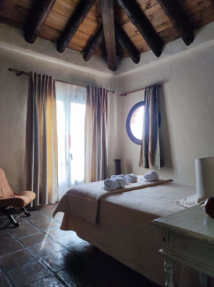 Hotel Los Jarales