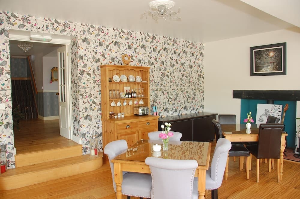 Riverside Cottage Guesthouse