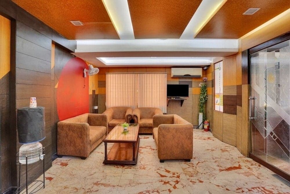 4439 Aura Inn