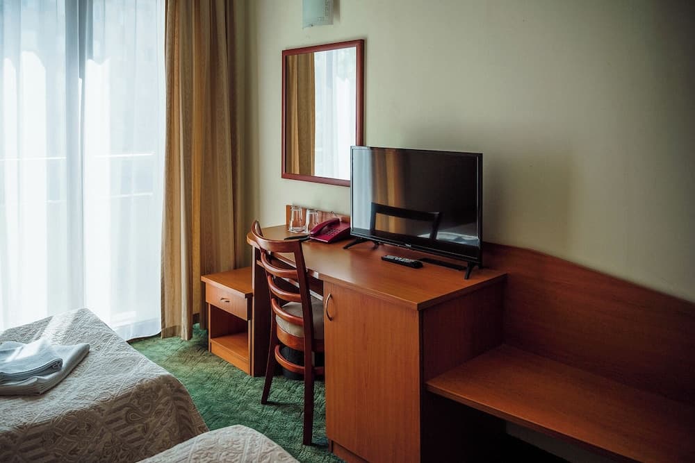 Dionis Hotel