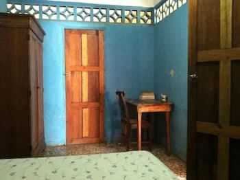 Casa Laurel