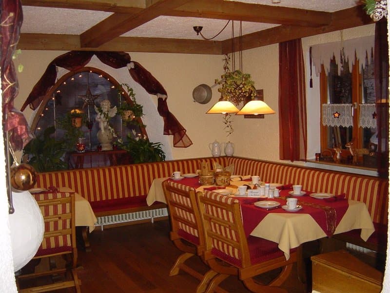 Ferienhotel Hahn Garni