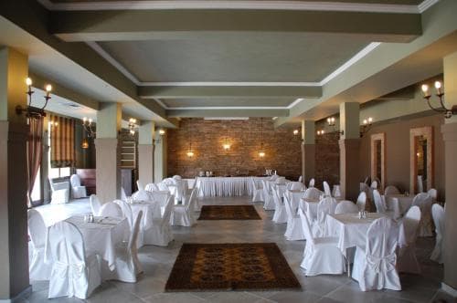 Oreiades Inn