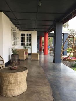 Monkey Bay Beach Lodge