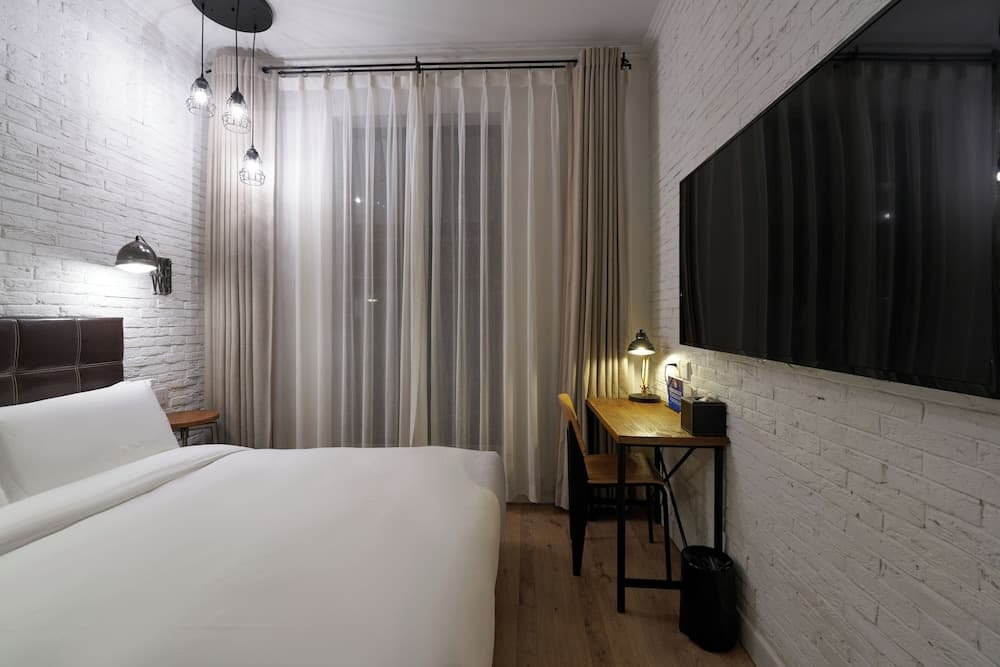 Yi Stack Hotel