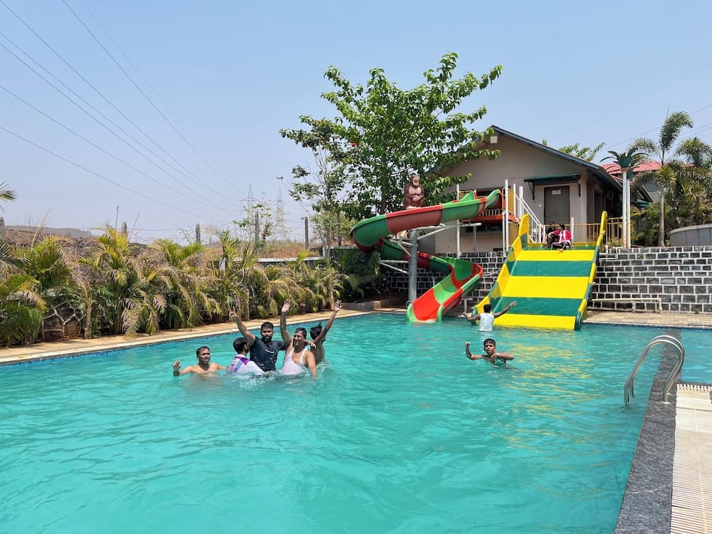 Shrubbery Palms Resort
