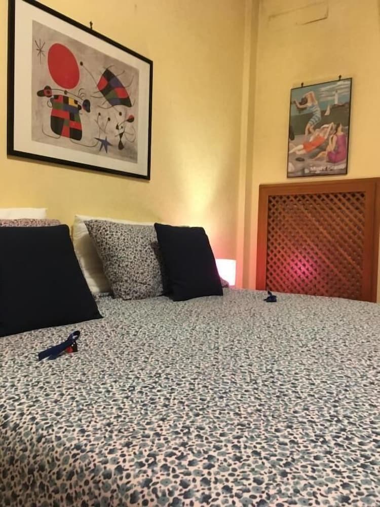 Jfk B & B