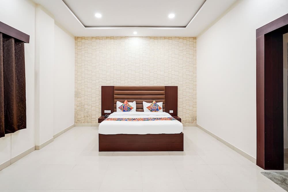 Fabhotel Palm Bliss