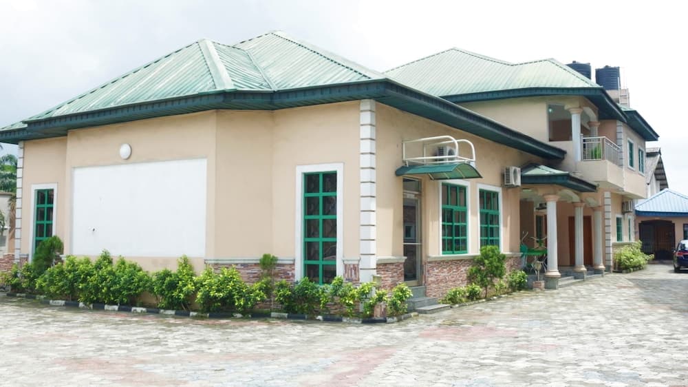 Daneto Hotel
