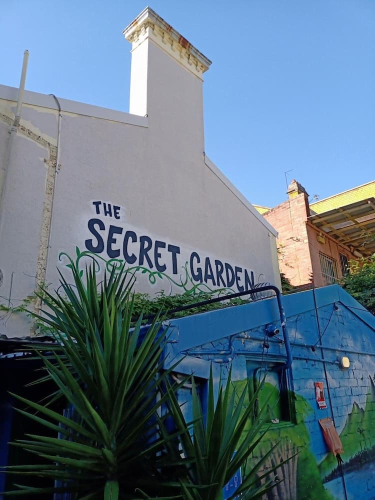 Secret Garden Backpackers
