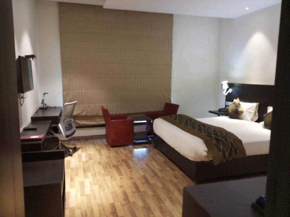 Joy Inn & Suites