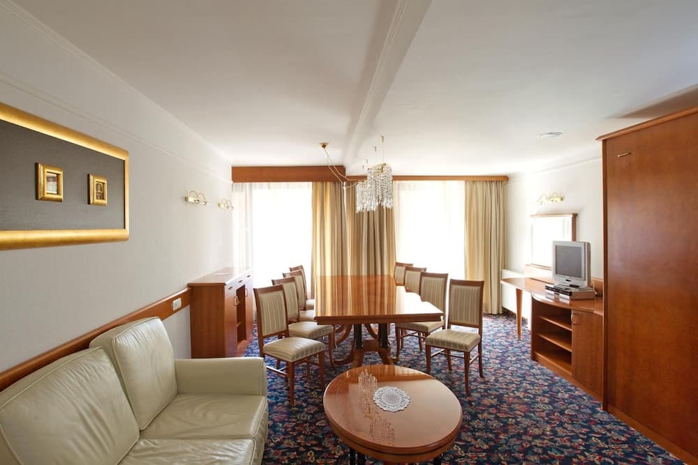 Hotel Kompas