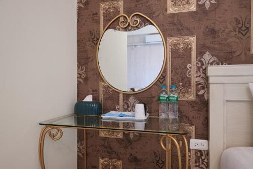 Avenue B&b