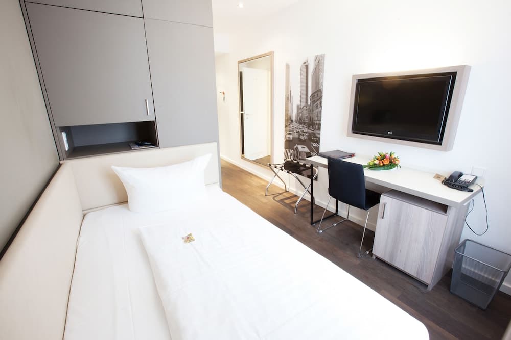 Manhattan Hotel