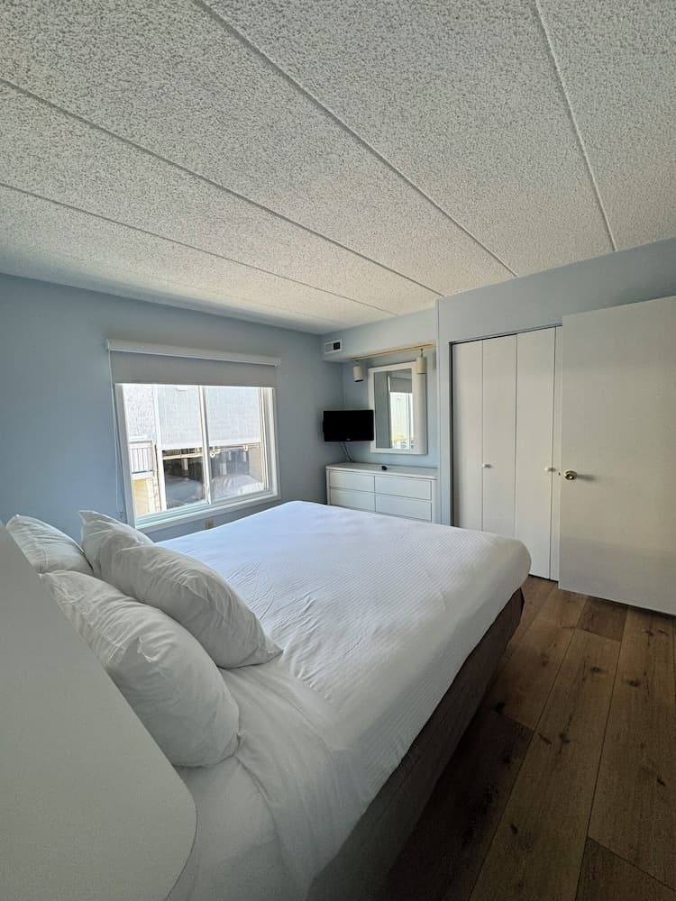 Wild Dunes Inn