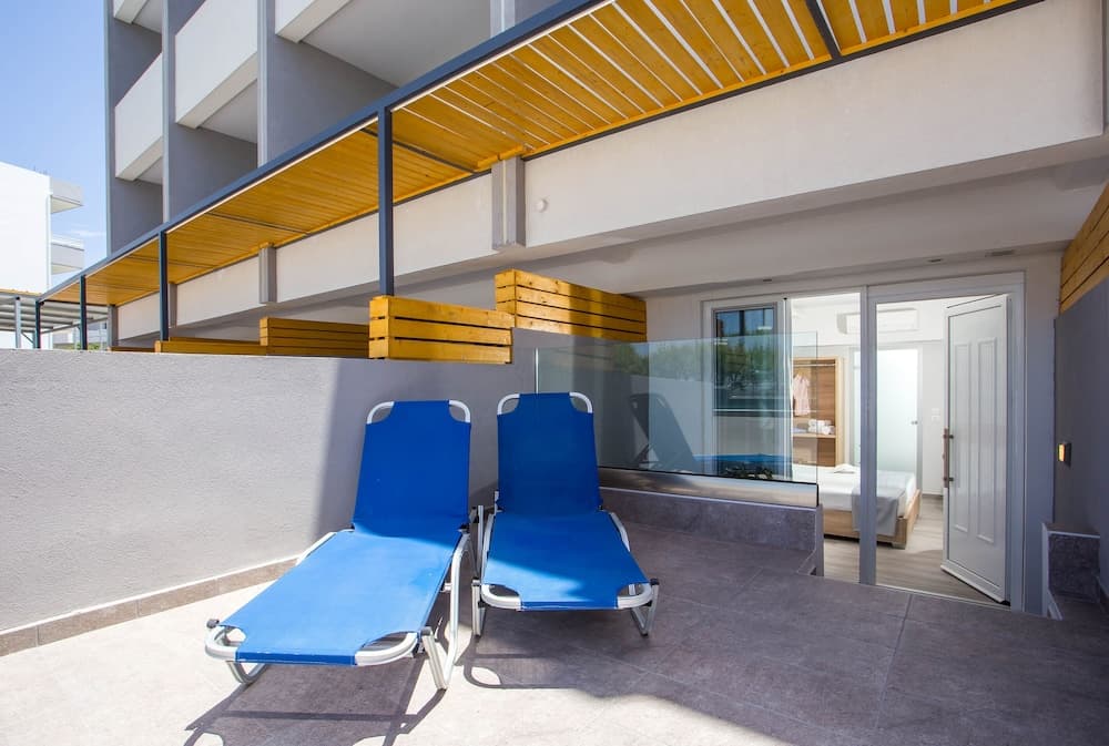 Tsampika Hotel