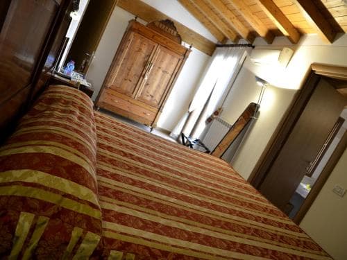 9 Muse Bed & Breakfast