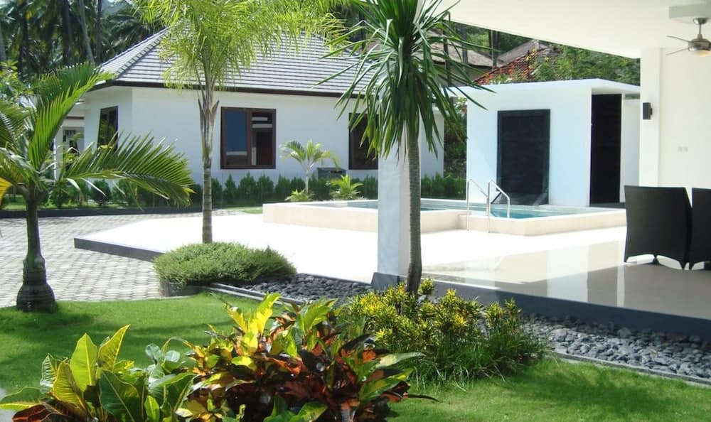 Dream Estate Resort