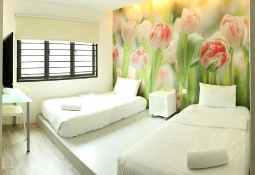 V Garden Hotel