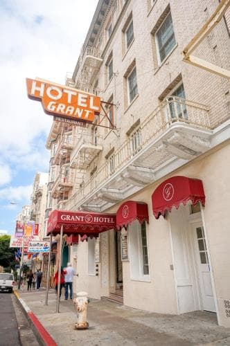 Grant Plaza Hotel