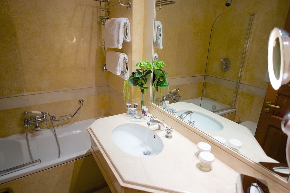 Mercure Palermo Excelsior City